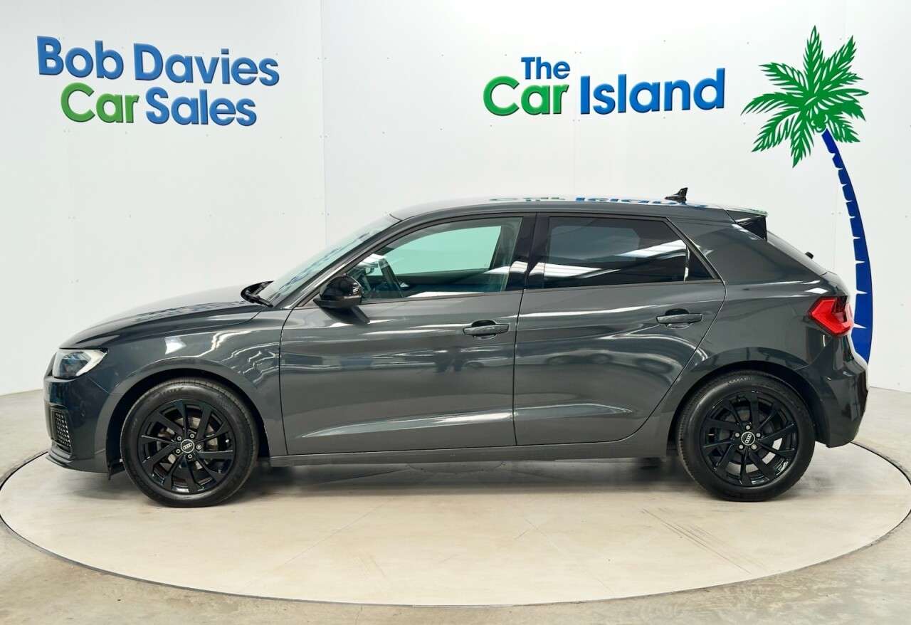 2021 AUDI A1 2021 AUDI A1