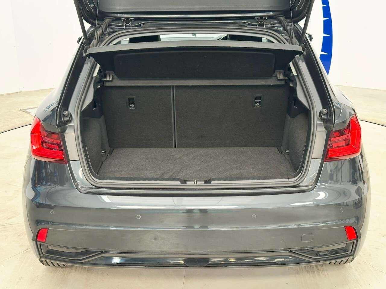 2021 AUDI A1 2021 AUDI A1