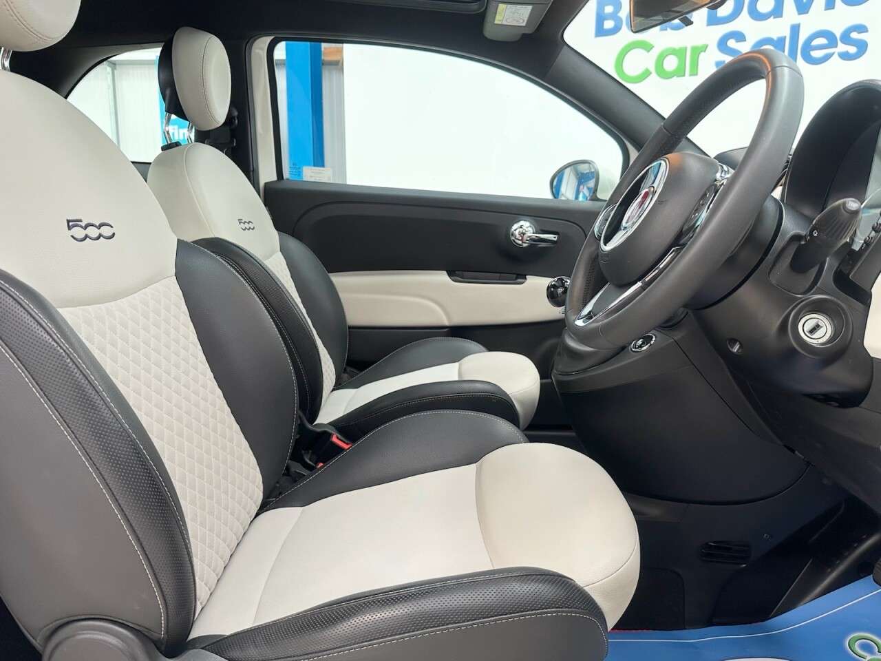 2023 FIAT 500 2023 FIAT 500