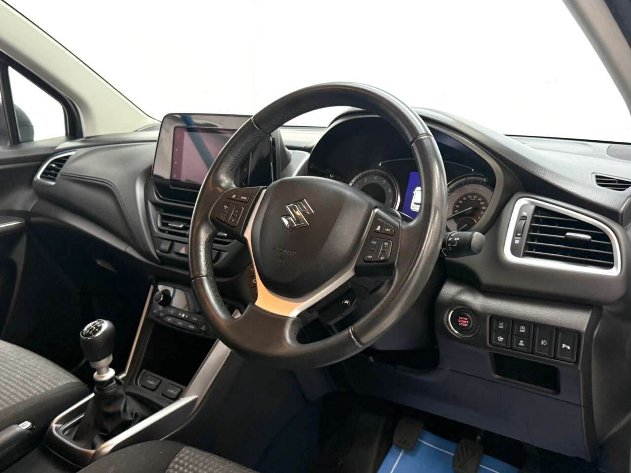 2022 SUZUKI S-CROSS 2022 SUZUKI S-CROSS