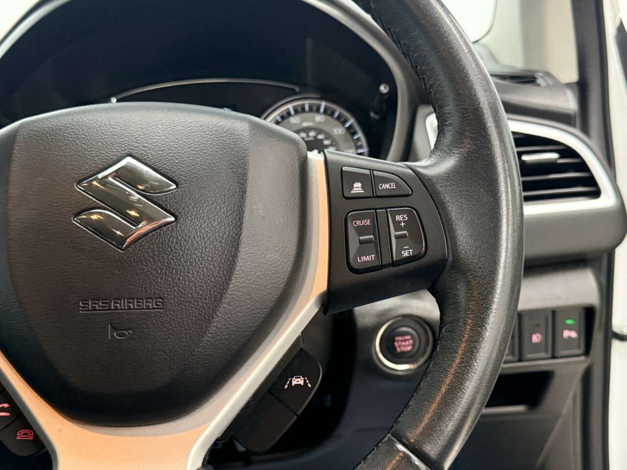 2022 SUZUKI S-CROSS 2022 SUZUKI S-CROSS