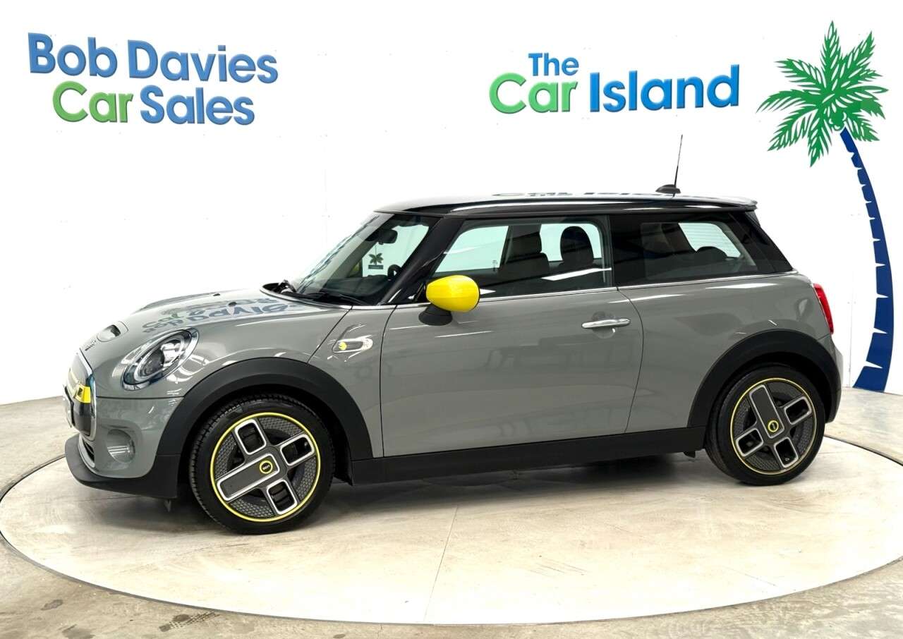 2020 MINI ELECTRIC HATCH 2020 MINI ELECTRIC HATCH