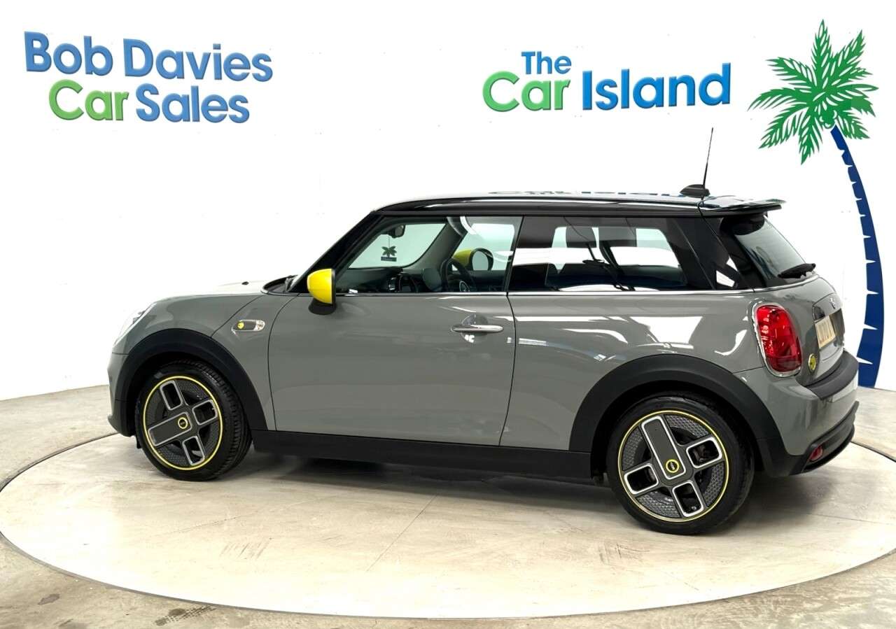 2020 MINI ELECTRIC HATCH 2020 MINI ELECTRIC HATCH