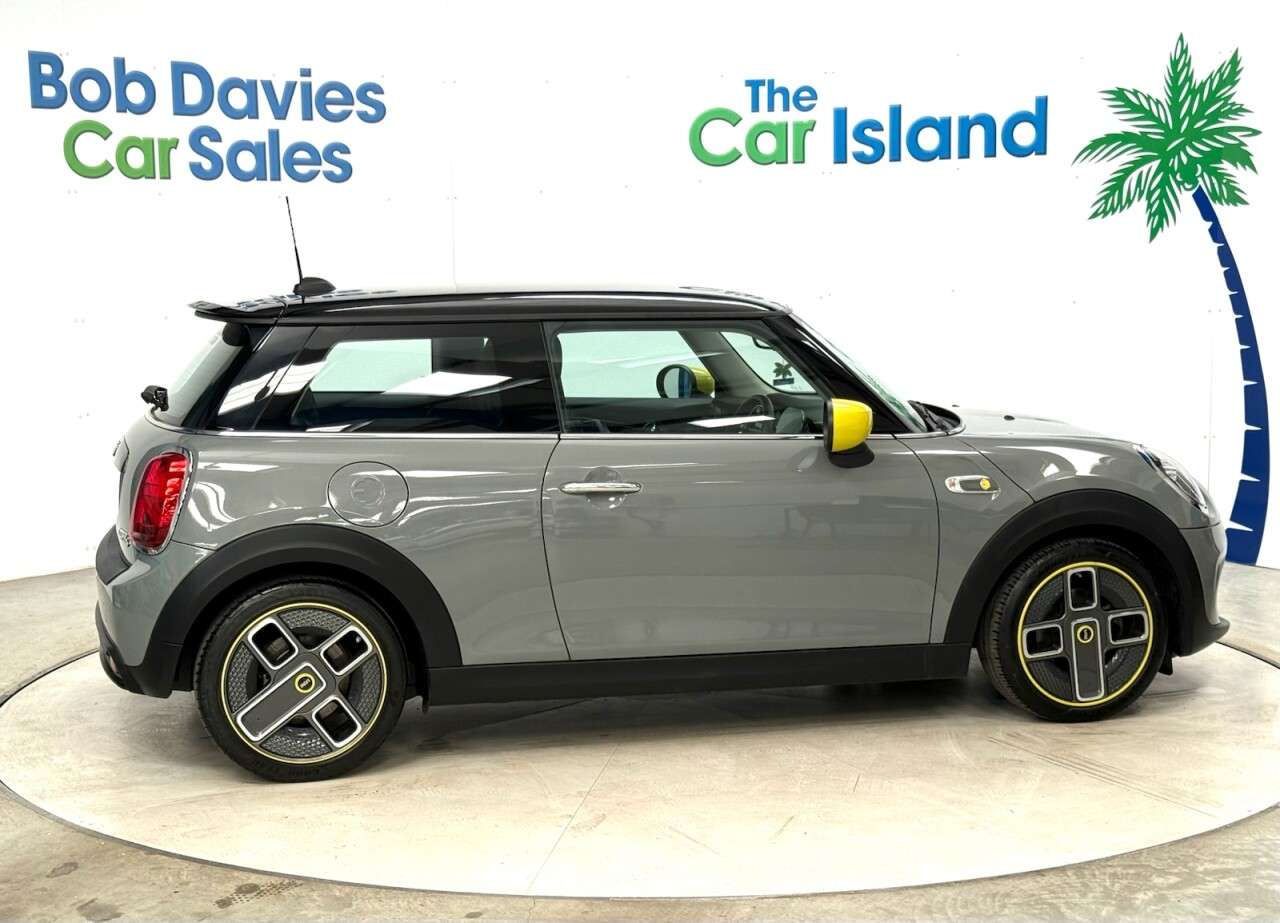 2020 MINI ELECTRIC HATCH 2020 MINI ELECTRIC HATCH