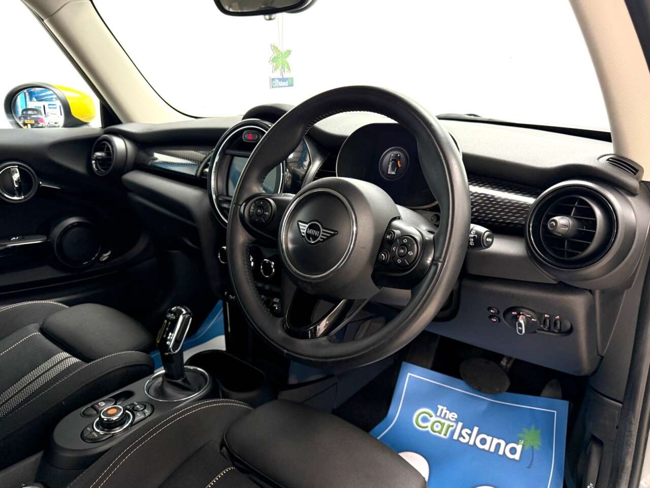 2020 MINI ELECTRIC HATCH 2020 MINI ELECTRIC HATCH