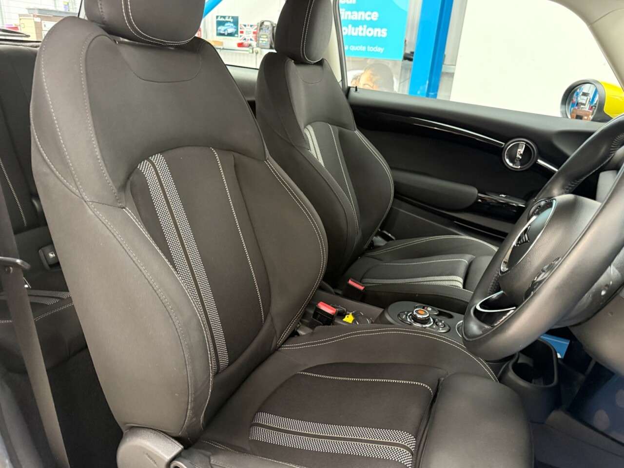 2020 MINI ELECTRIC HATCH 2020 MINI ELECTRIC HATCH