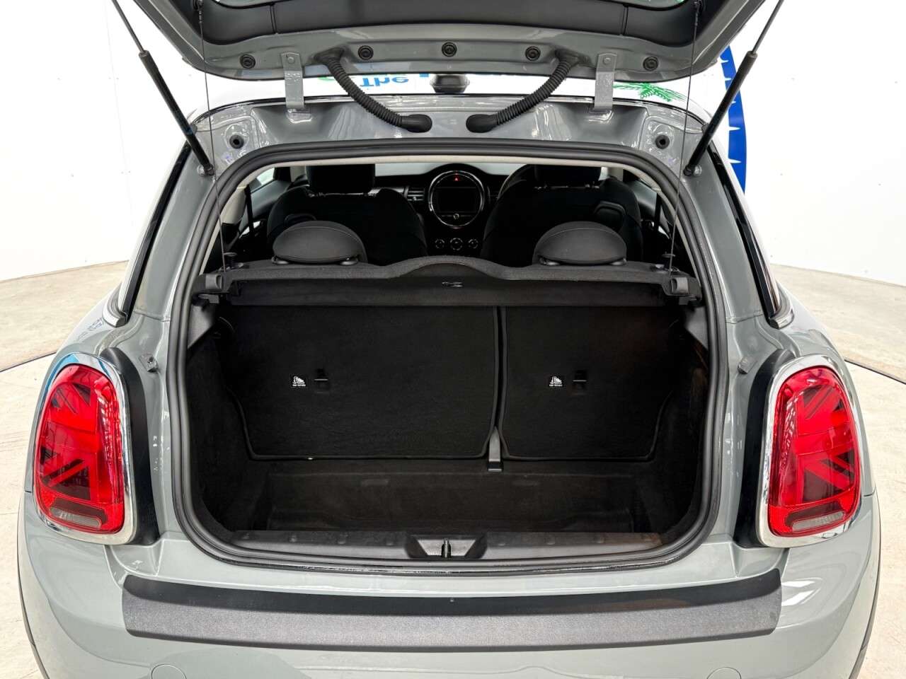 2020 MINI ELECTRIC HATCH 2020 MINI ELECTRIC HATCH