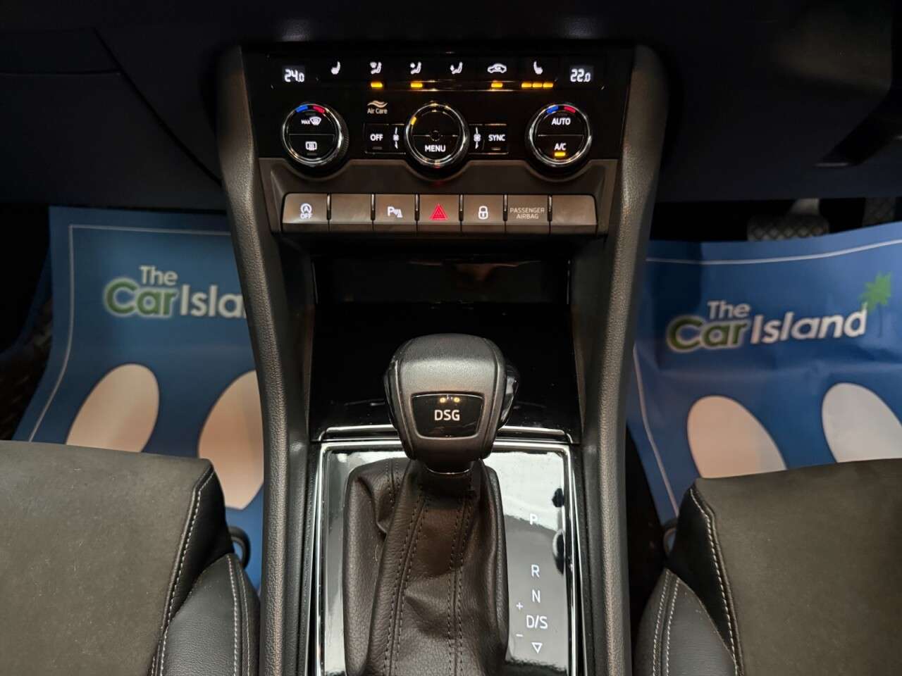 2020 SKODA KAROQ 2020 SKODA KAROQ