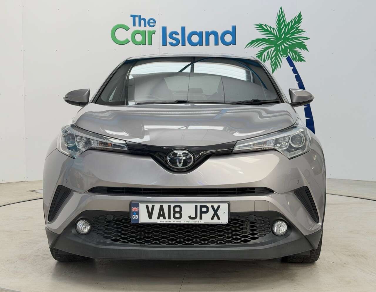 A 2018 TOYOTA C-HR 1.2 VVT-i Excel SUV 5dr Petrol CVT AWD Euro 6 (s/s) (116 ps) SATNAV, Revers A 2018 TOYOTA C-HR 1.2 VVT-i Excel SUV 5dr Petrol CVT AWD Euro 6 (s/s) (116 ps) SATNAV, Revers