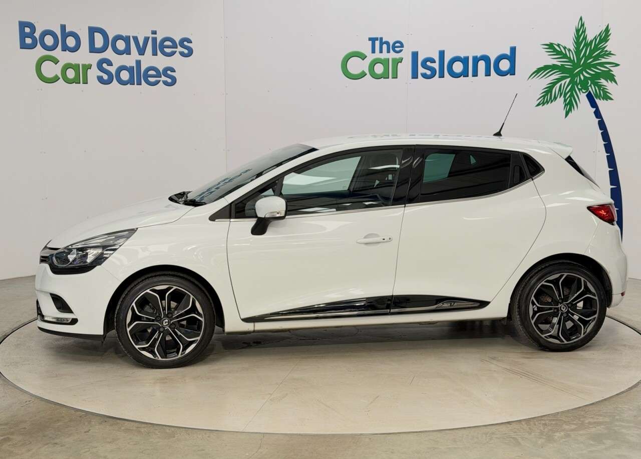 2019 RENAULT CLIO 2019 RENAULT CLIO