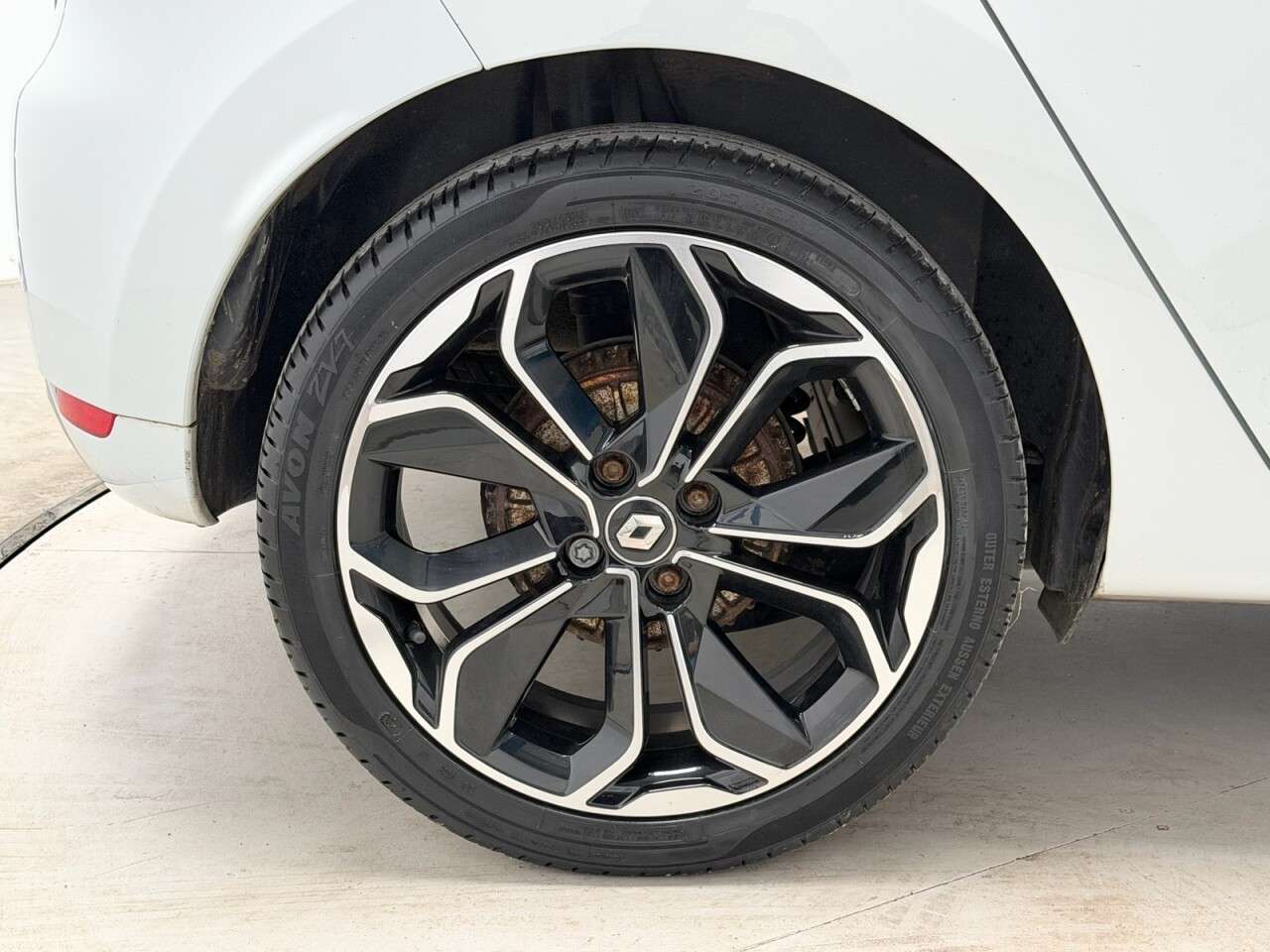2019 RENAULT CLIO 2019 RENAULT CLIO