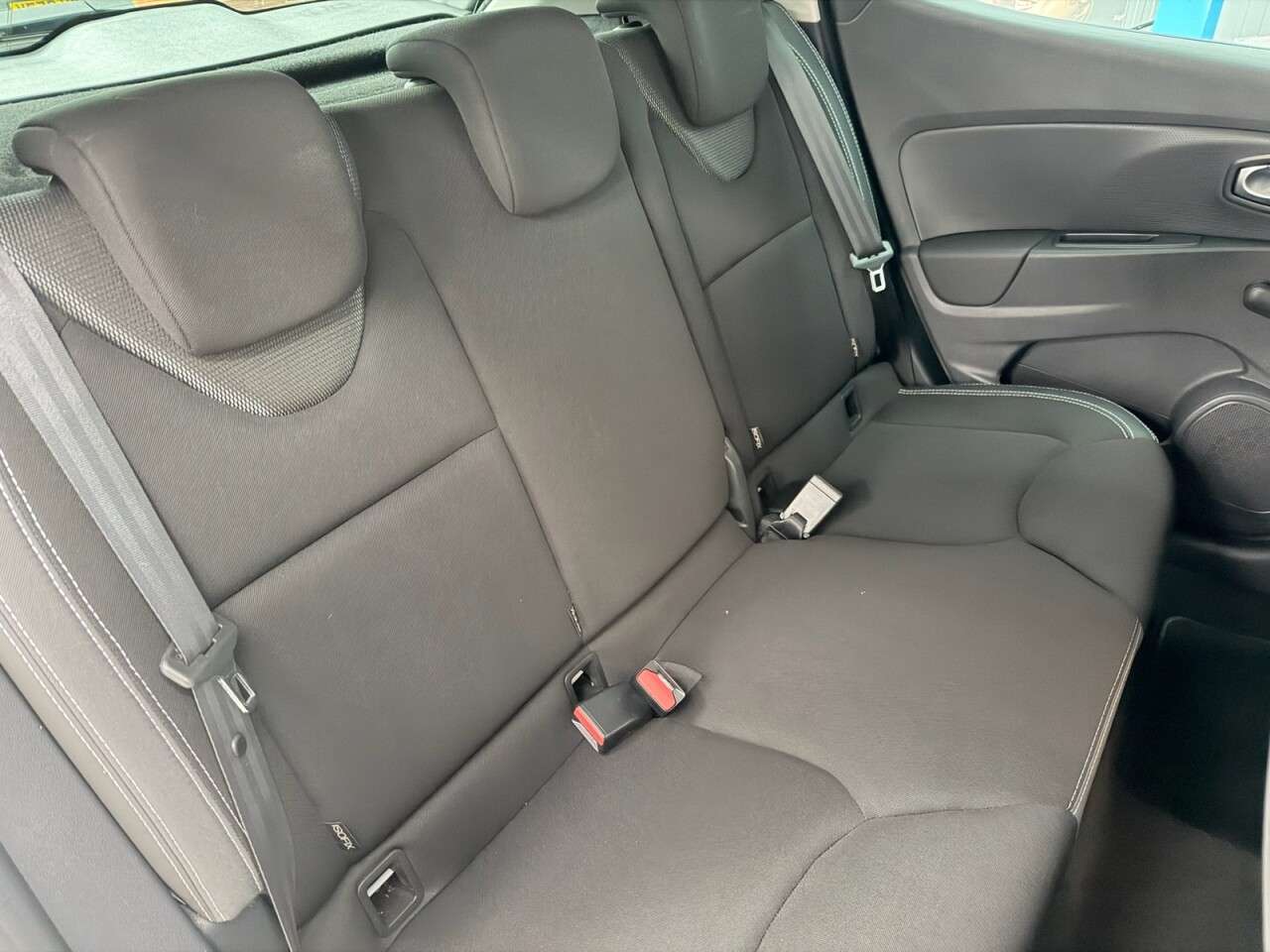 2019 RENAULT CLIO 2019 RENAULT CLIO