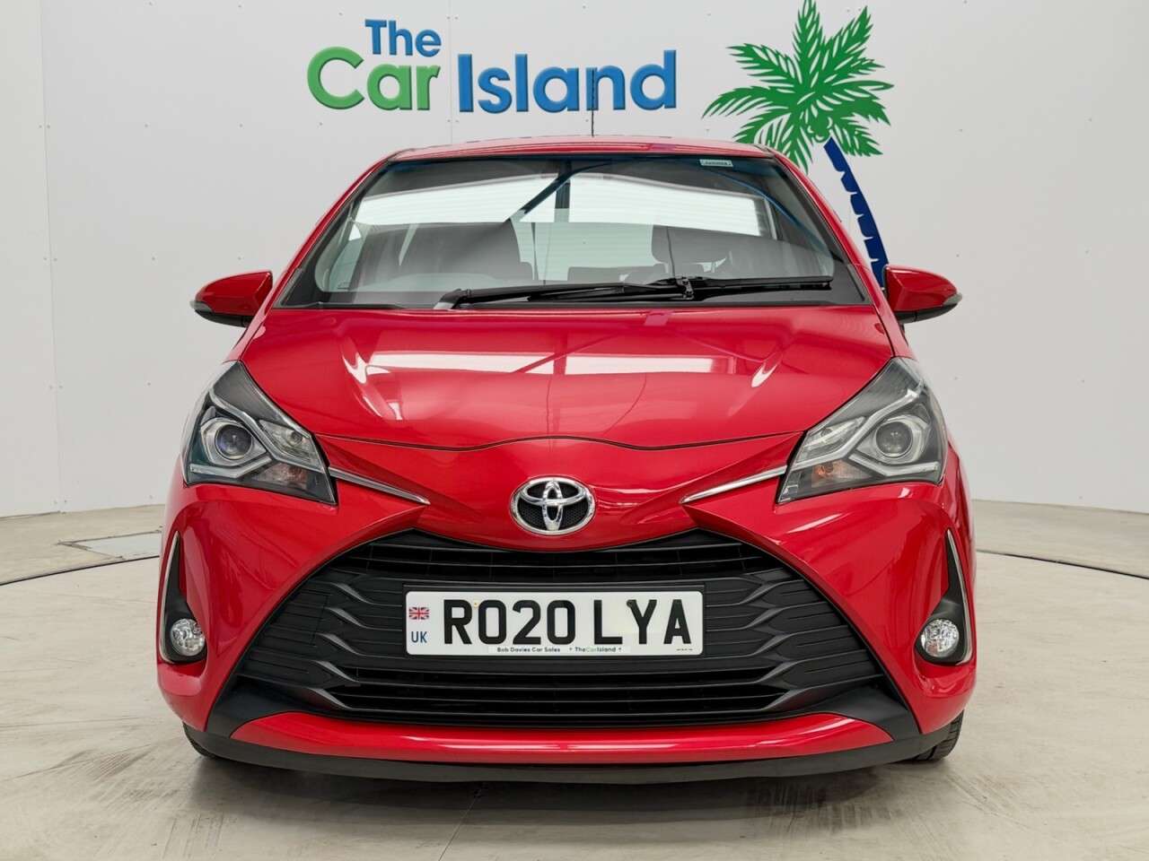 A 2020 TOYOTA YARIS 1.5 VVT-i Icon Hatchback 5dr Petrol Manual Euro 6 (111 ps) Cruise Control, A 2020 TOYOTA YARIS 1.5 VVT-i Icon Hatchback 5dr Petrol Manual Euro 6 (111 ps) Cruise Control,