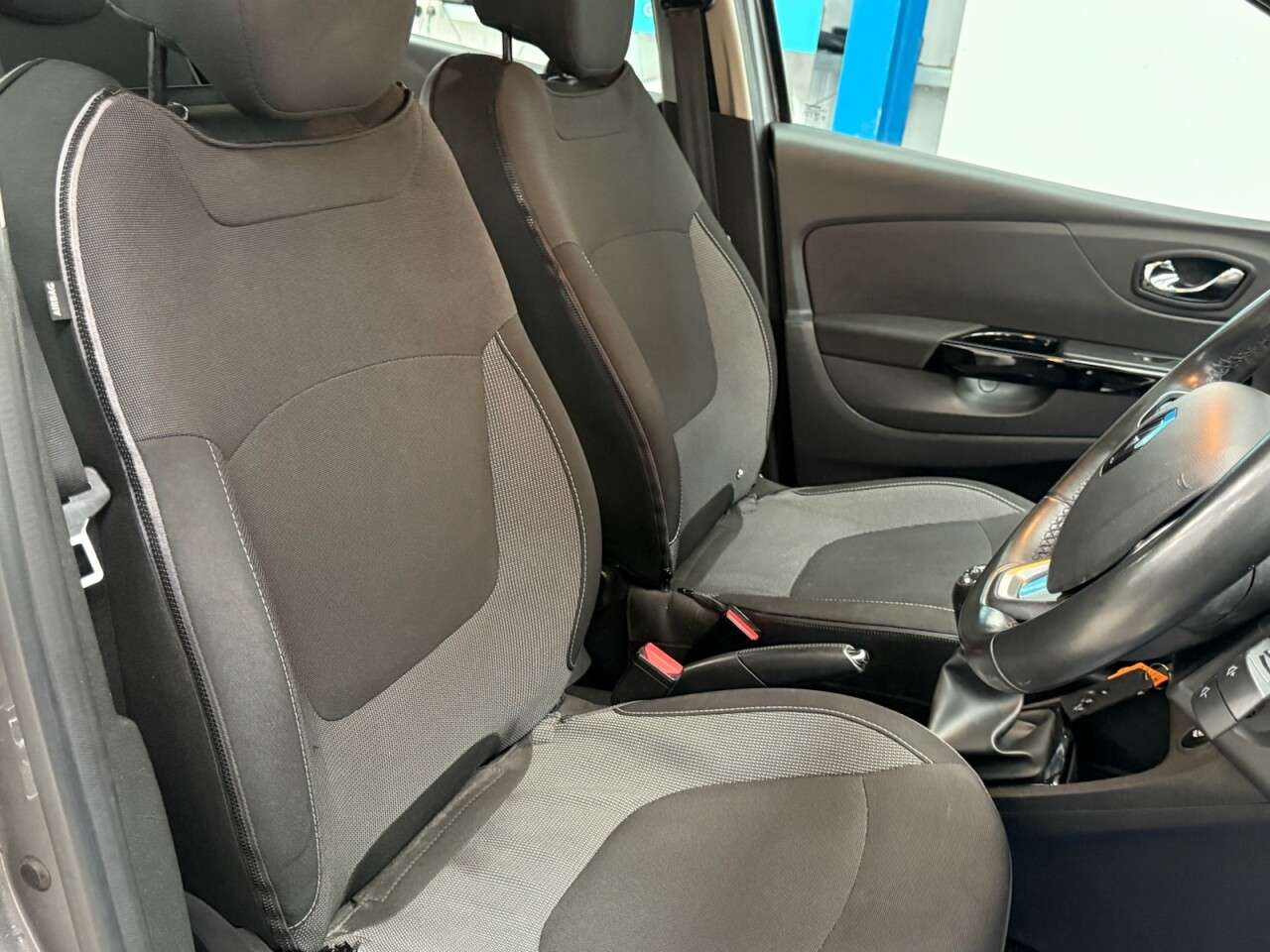 2017 RENAULT CAPTUR 2017 RENAULT CAPTUR