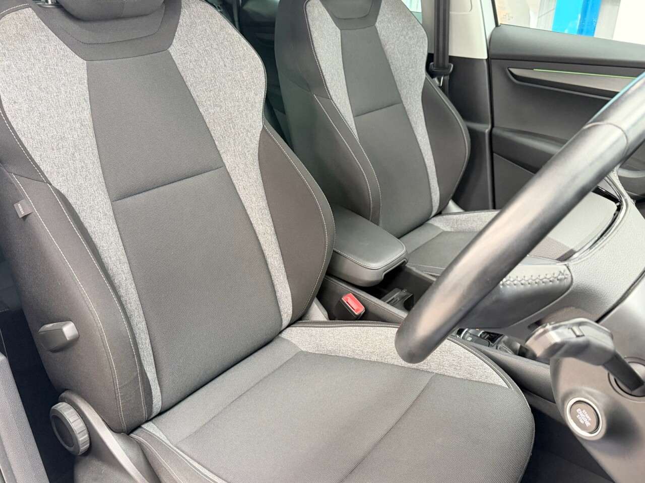 2020 SKODA KAROQ 2020 SKODA KAROQ
