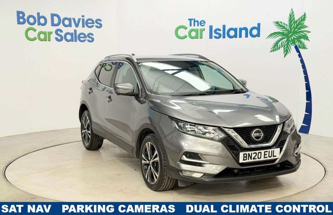 A 2020 NISSAN QASHQAI 1.3 DIG-T N-Connecta SUV 5dr Petrol DCT Auto Euro 6 (s/s) (160 ps) Touchscr A 2020 NISSAN QASHQAI 1.3 DIG-T N-Connecta SUV 5dr Petrol DCT Auto Euro 6 (s/s) (160 ps) Touchscr