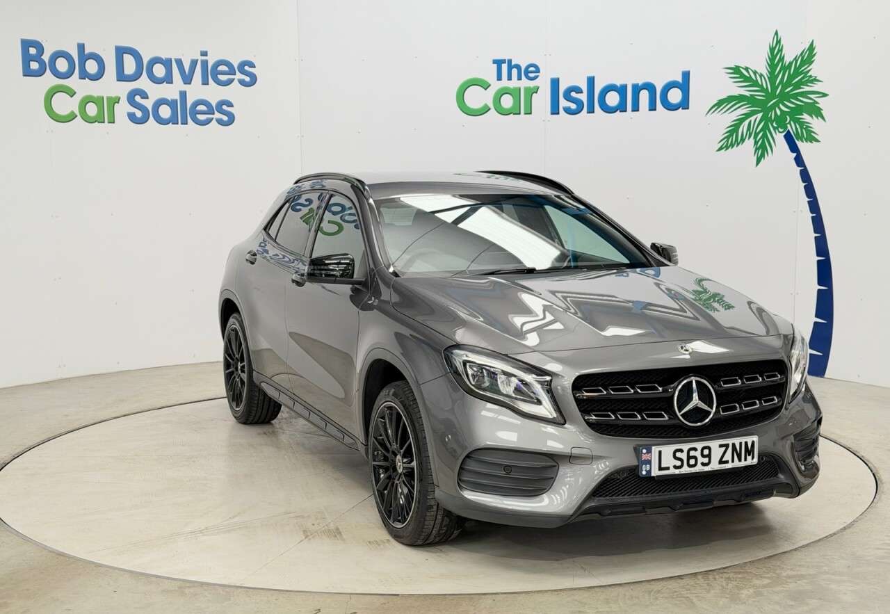 A 2019 MERCEDES-BENZ GLA 1.6 GLA200 AMG Line Edition SUV 5dr Petrol 7G-DCT Euro 6 (s/s) (156 ps) AMG A 2019 MERCEDES-BENZ GLA 1.6 GLA200 AMG Line Edition SUV 5dr Petrol 7G-DCT Euro 6 (s/s) (156 ps) AMG