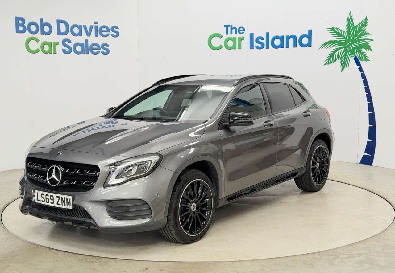 A 2019 MERCEDES-BENZ GLA 1.6 GLA200 AMG Line Edition SUV 5dr Petrol 7G-DCT Euro 6 (s/s) (156 ps) AMG A 2019 MERCEDES-BENZ GLA 1.6 GLA200 AMG Line Edition SUV 5dr Petrol 7G-DCT Euro 6 (s/s) (156 ps) AMG