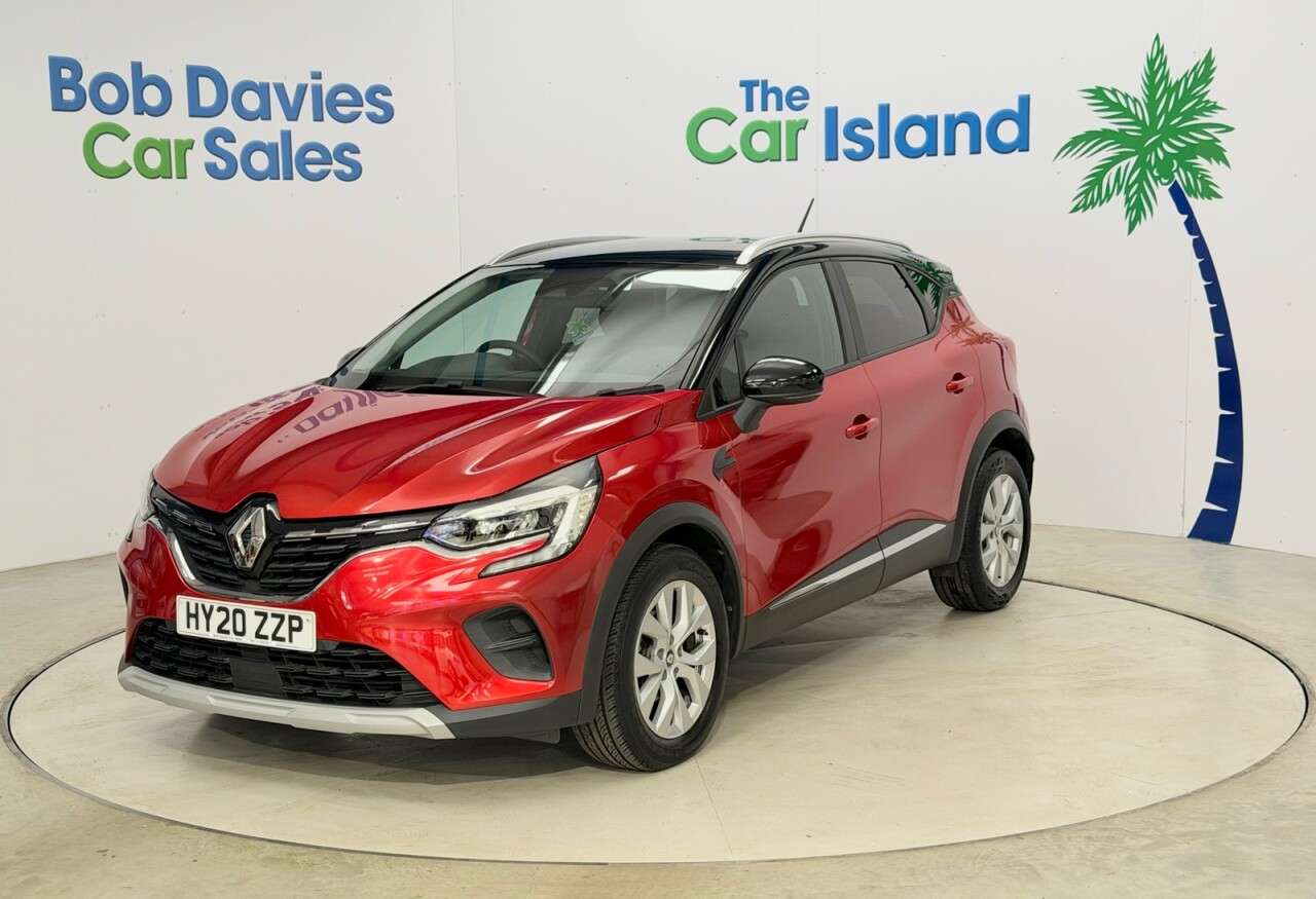 A 2020 RENAULT CAPTUR 1.3 TCe Iconic SUV 5dr Petrol Manual Euro 6 (s/s) (130 ps) Full Service His A 2020 RENAULT CAPTUR 1.3 TCe Iconic SUV 5dr Petrol Manual Euro 6 (s/s) (130 ps) Full Service His