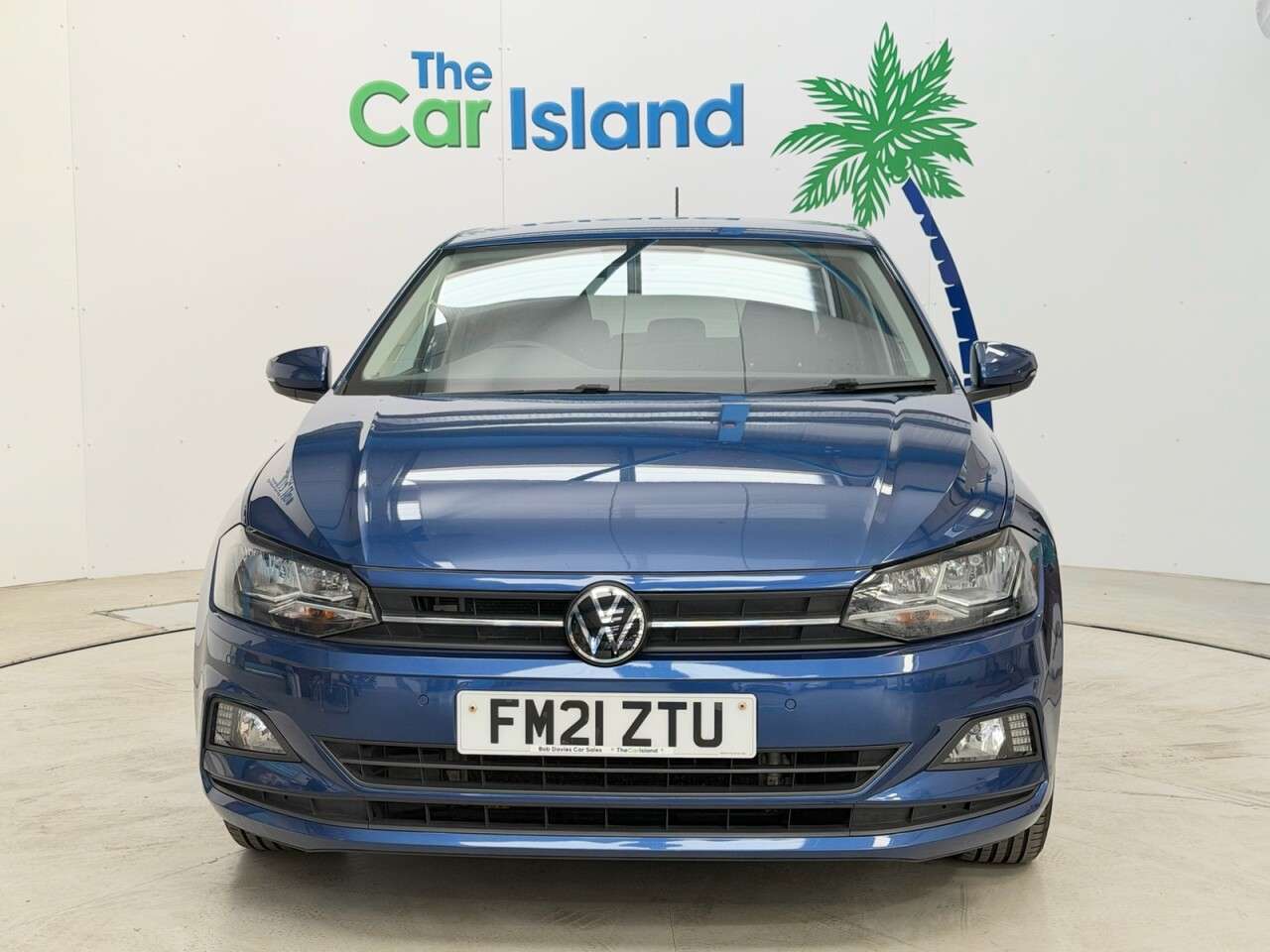 A 2021 VOLKSWAGEN POLO 1.0 TSI Match Hatchback 5dr Petrol Manual Euro 6 (s/s) (95 ps) Great VW Ser A 2021 VOLKSWAGEN POLO 1.0 TSI Match Hatchback 5dr Petrol Manual Euro 6 (s/s) (95 ps) Great VW Ser