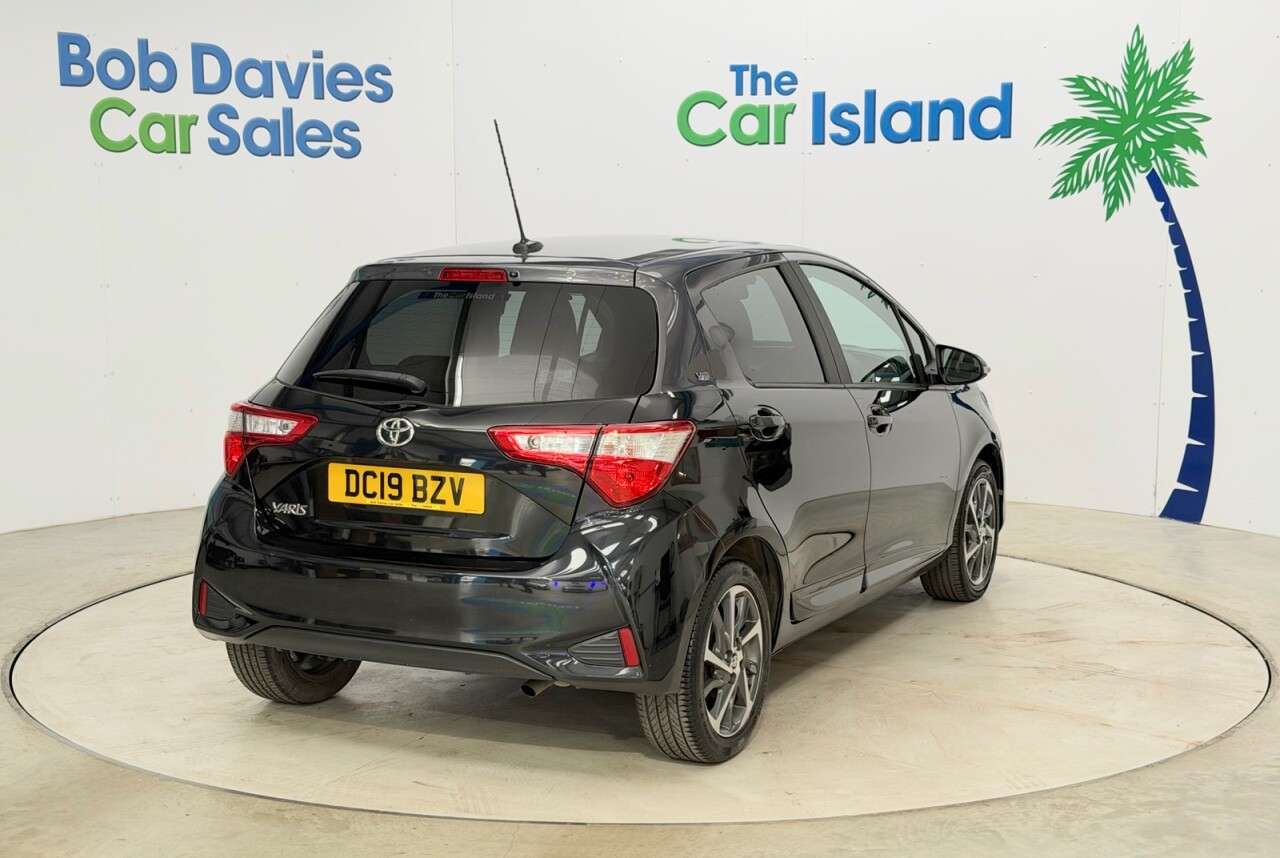 2019 TOYOTA YARIS 2019 TOYOTA YARIS