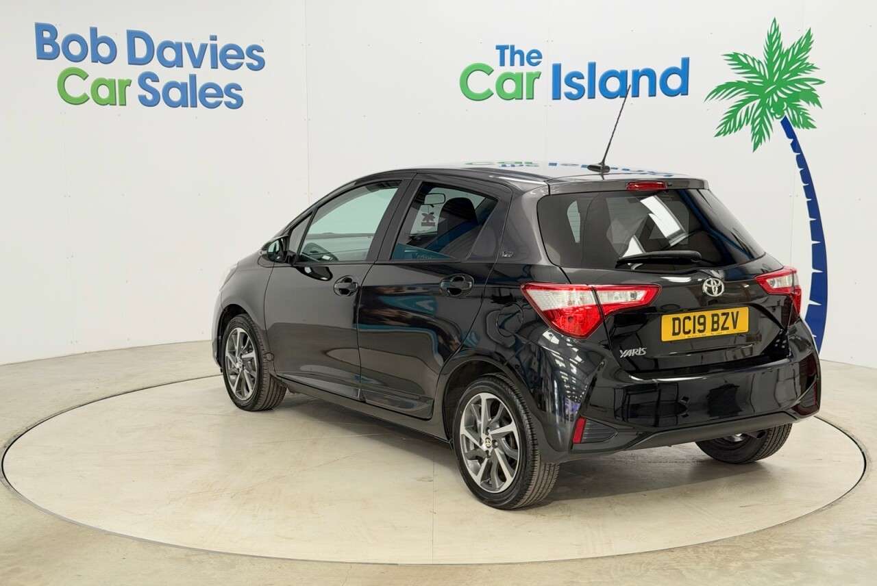 2019 TOYOTA YARIS 2019 TOYOTA YARIS