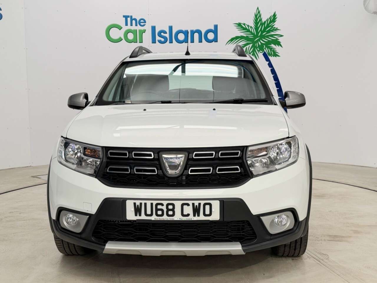 A 2018 DACIA SANDERO STEPWAY 0.9 TCe Essential Hatchback 5dr Petrol Manual Euro 6 (s/s) (90 ps) Low Insu A 2018 DACIA SANDERO STEPWAY 0.9 TCe Essential Hatchback 5dr Petrol Manual Euro 6 (s/s) (90 ps) Low Insu