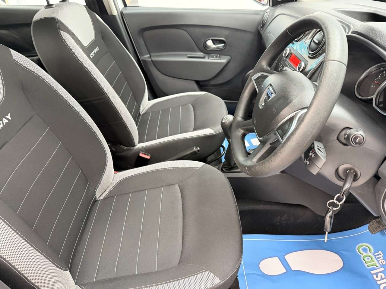 2018 DACIA SANDERO STEPWAY 2018 DACIA SANDERO STEPWAY