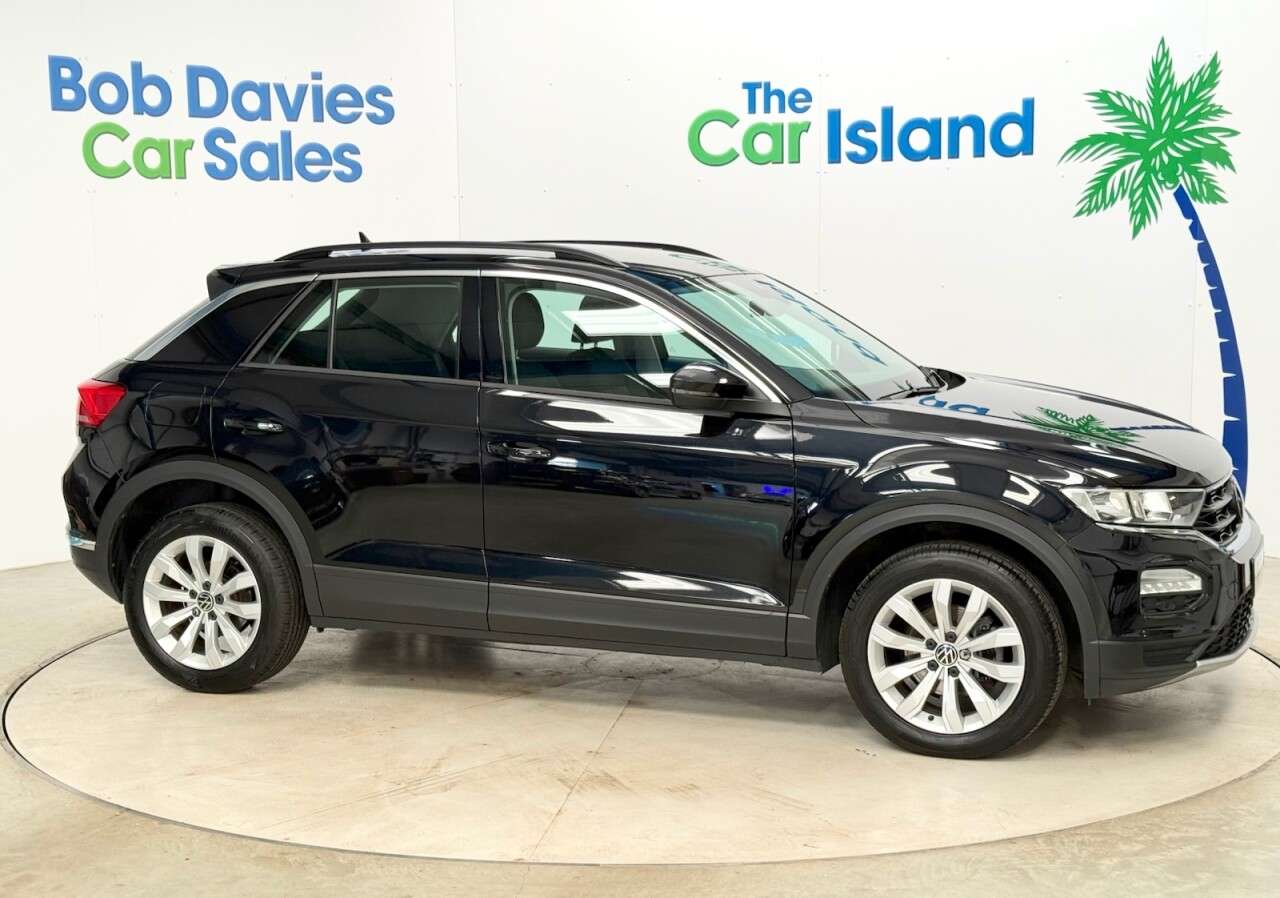 2021 VOLKSWAGEN T-ROC 2021 VOLKSWAGEN T-ROC