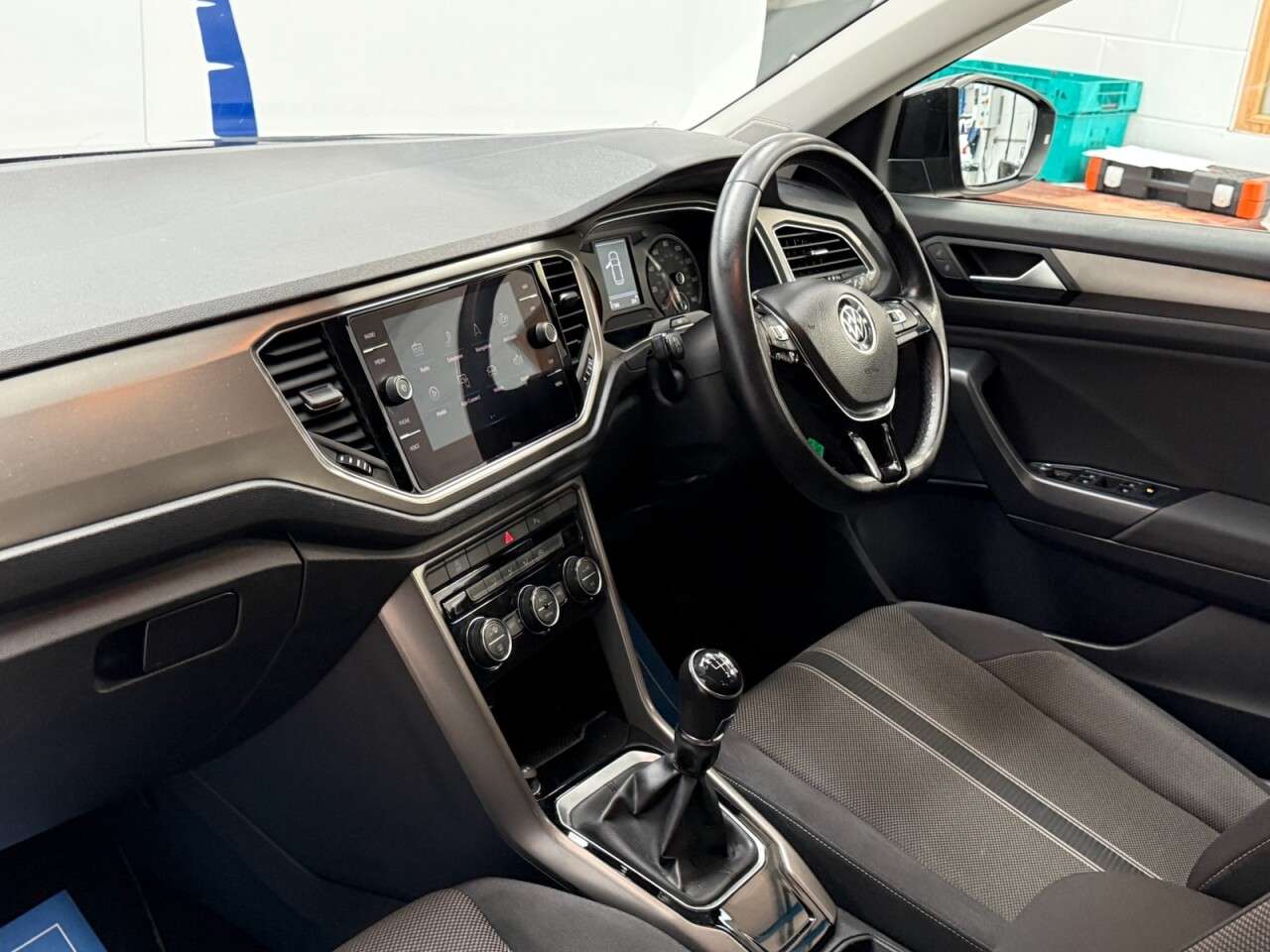 2021 VOLKSWAGEN T-ROC 2021 VOLKSWAGEN T-ROC