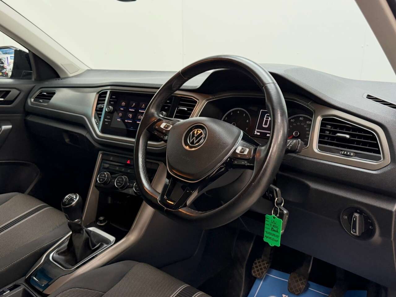 2021 VOLKSWAGEN T-ROC 2021 VOLKSWAGEN T-ROC