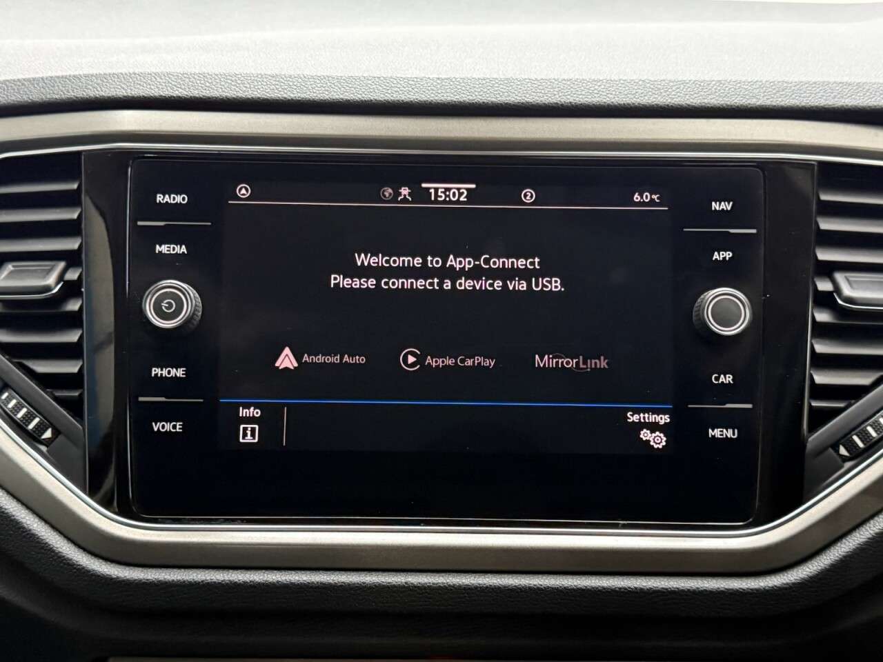 2021 VOLKSWAGEN T-ROC 2021 VOLKSWAGEN T-ROC