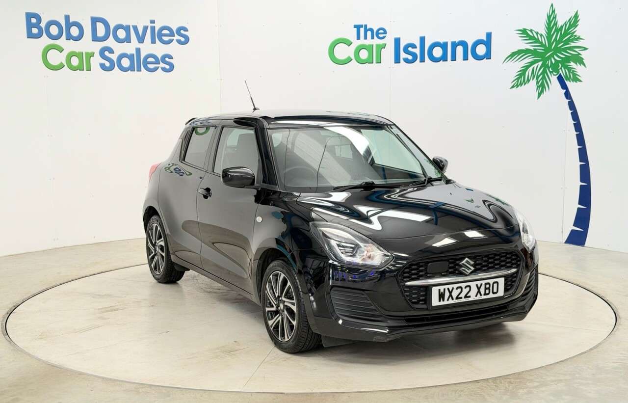A 2022 SUZUKI SWIFT 1.2 Dualjet MHEV SZ-L Hatchback 5dr Petrol Hybrid Manual Euro 6 (s/s) (83 p A 2022 SUZUKI SWIFT 1.2 Dualjet MHEV SZ-L Hatchback 5dr Petrol Hybrid Manual Euro 6 (s/s) (83 p