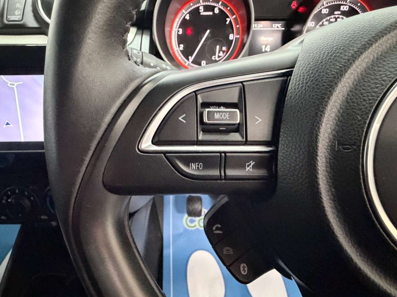 2022 SUZUKI SWIFT 2022 SUZUKI SWIFT