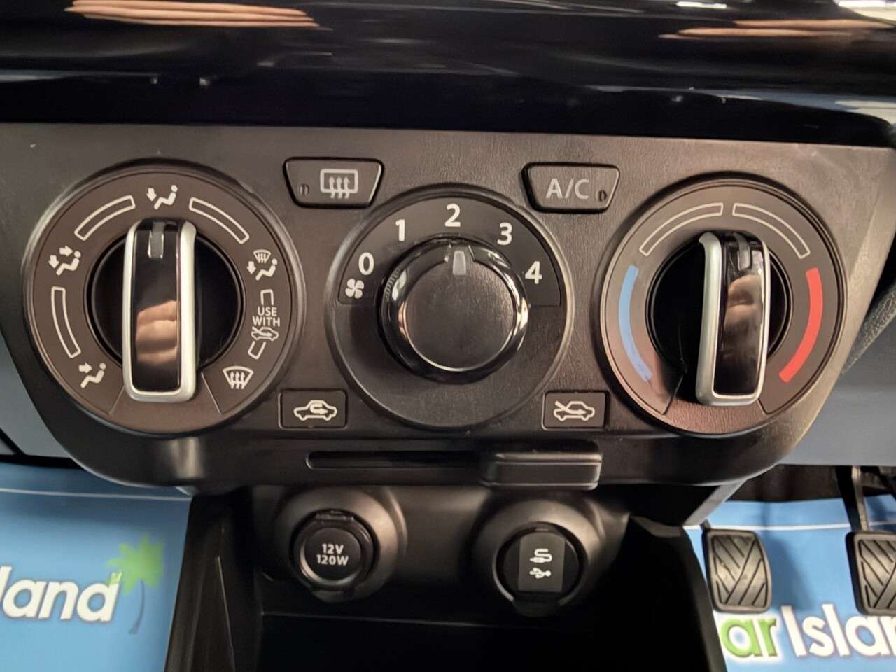 2022 SUZUKI SWIFT 2022 SUZUKI SWIFT
