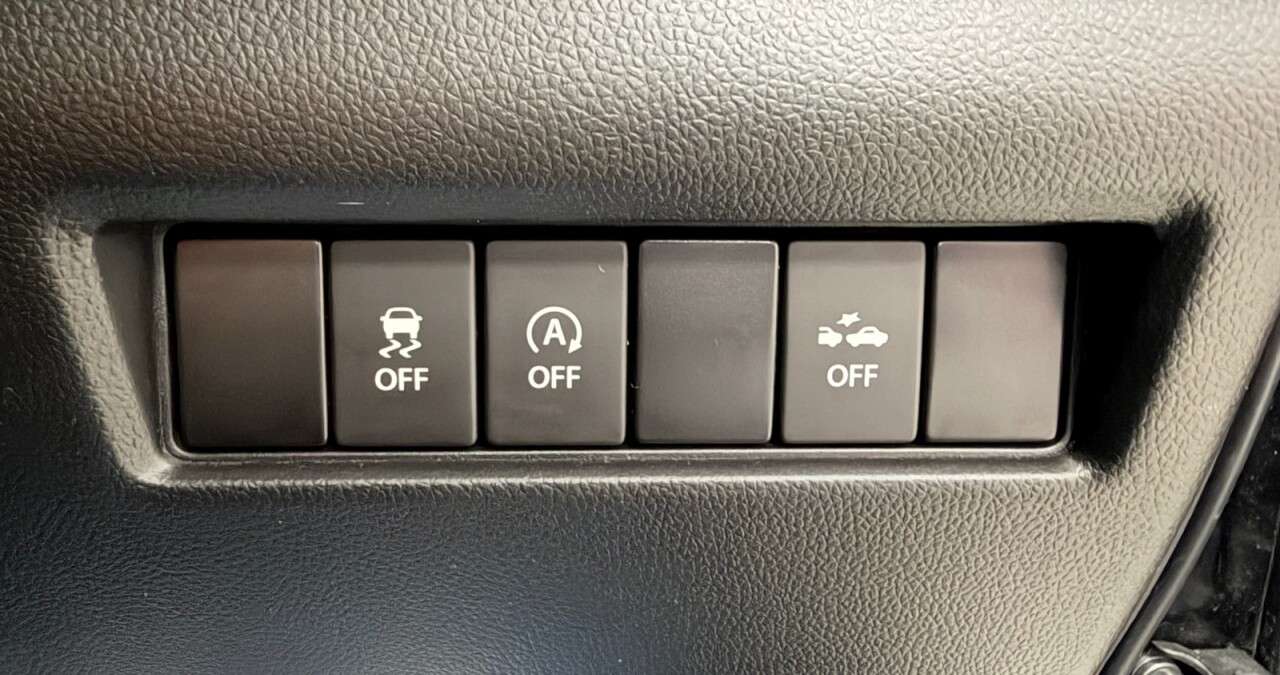 2022 SUZUKI SWIFT 2022 SUZUKI SWIFT
