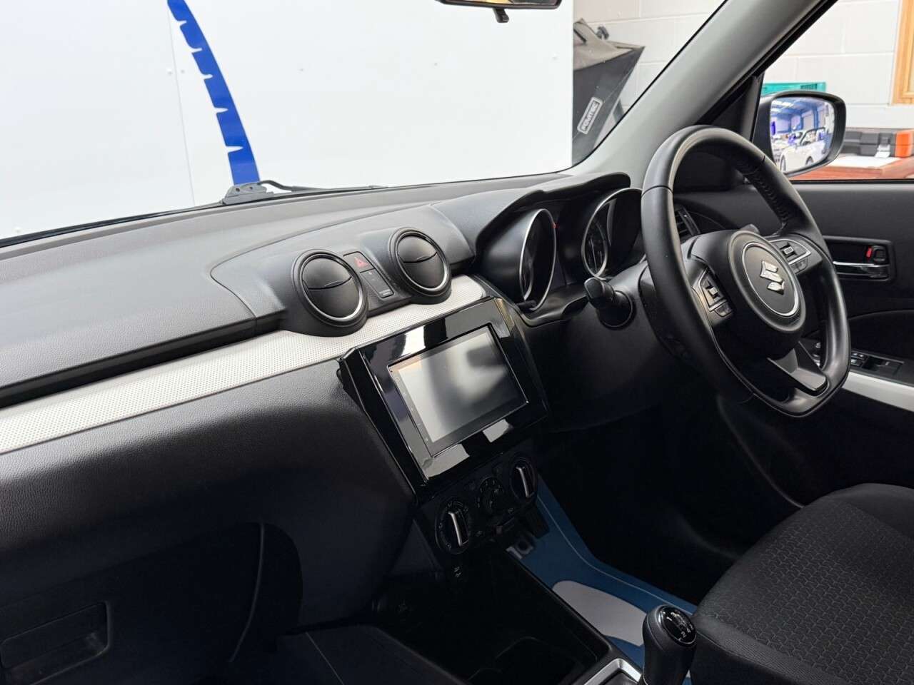 2022 SUZUKI SWIFT 2022 SUZUKI SWIFT