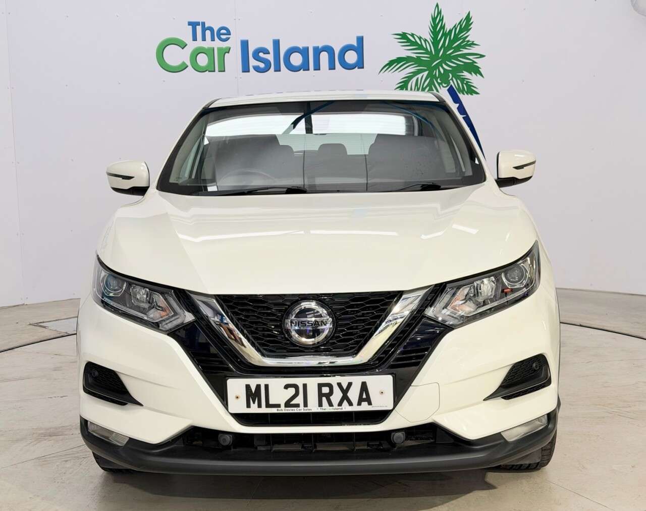 A 2021 NISSAN QASHQAI 1.3 DIG-T Acenta Premium SUV 5dr Petrol Manual Euro 6 (s/s) (140 ps) Blueto A 2021 NISSAN QASHQAI 1.3 DIG-T Acenta Premium SUV 5dr Petrol Manual Euro 6 (s/s) (140 ps) Blueto