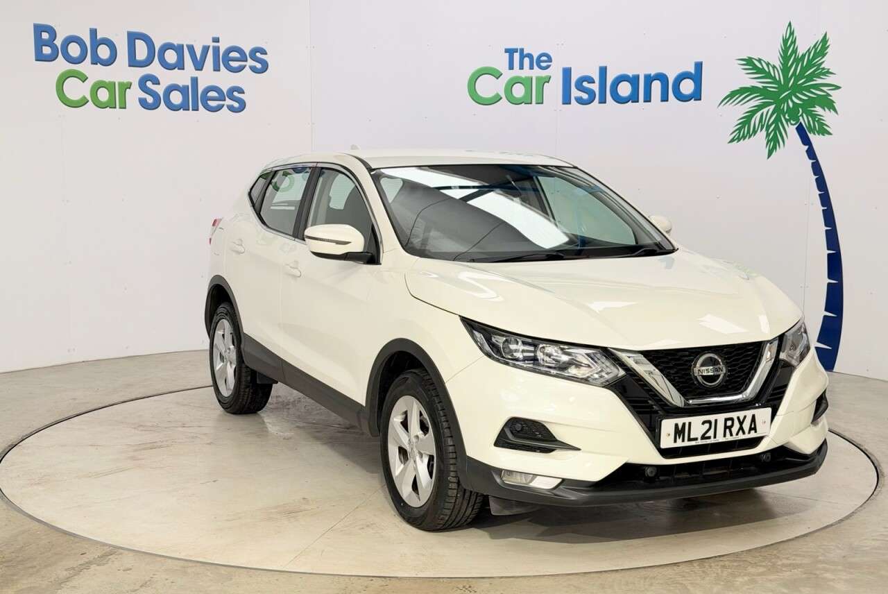 A 2021 NISSAN QASHQAI 1.3 DIG-T Acenta Premium SUV 5dr Petrol Manual Euro 6 (s/s) (140 ps) Blueto A 2021 NISSAN QASHQAI 1.3 DIG-T Acenta Premium SUV 5dr Petrol Manual Euro 6 (s/s) (140 ps) Blueto