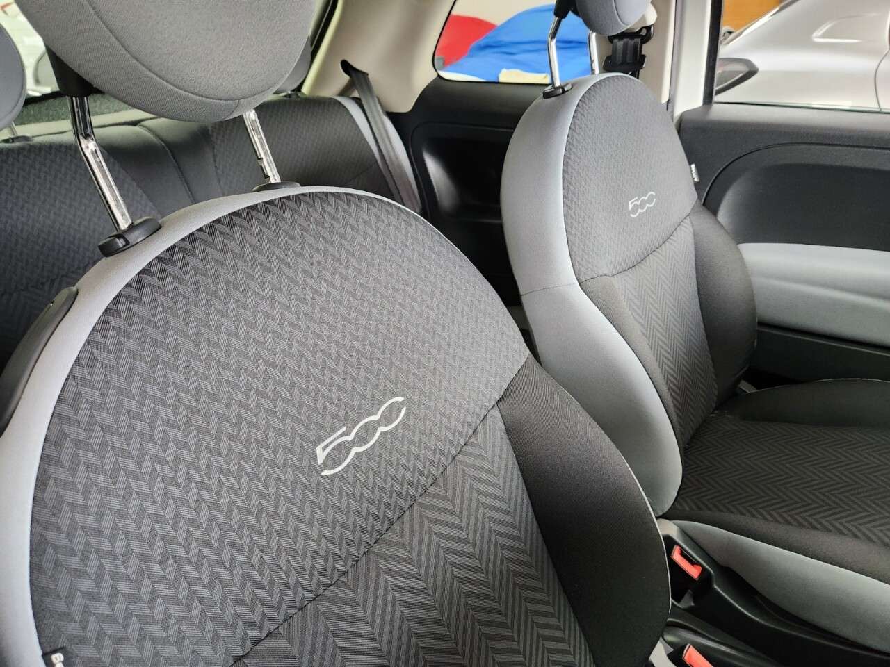 2018 FIAT 500 2018 FIAT 500