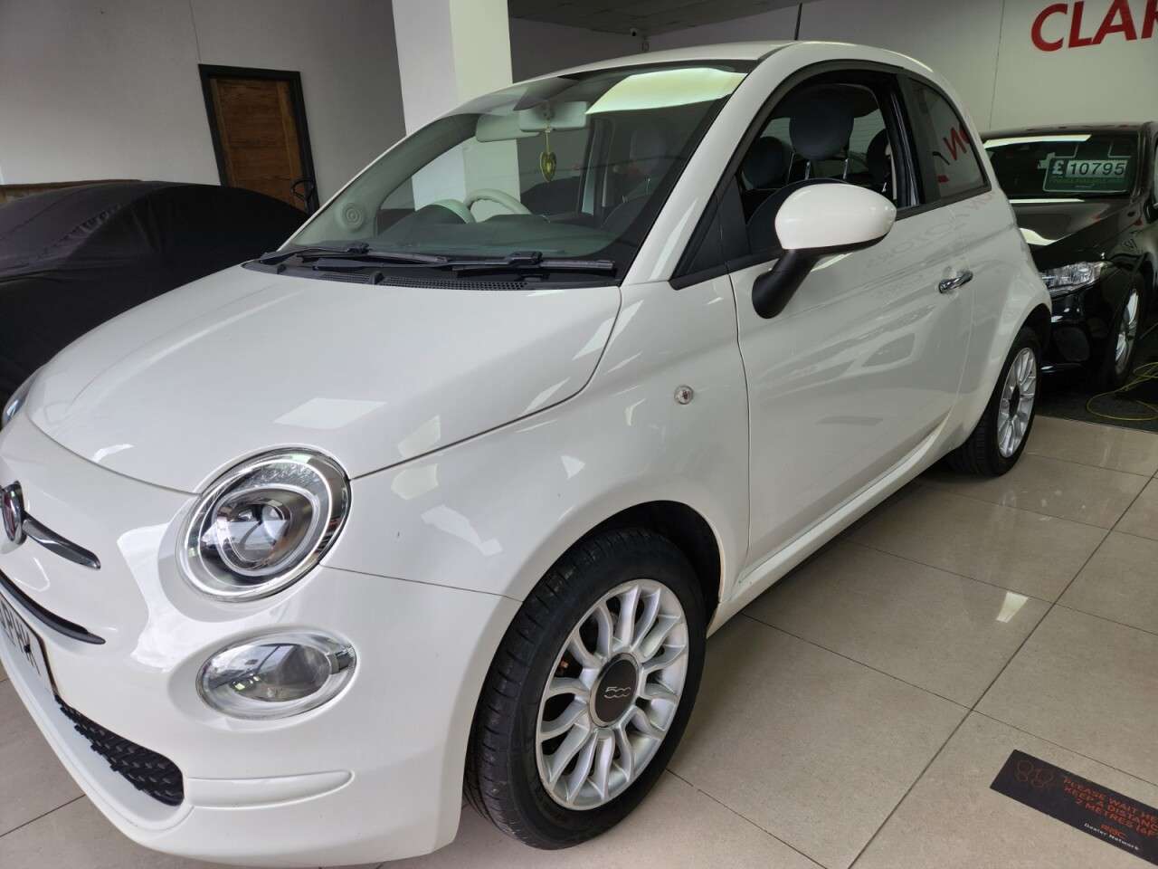 2018 FIAT 500 2018 FIAT 500