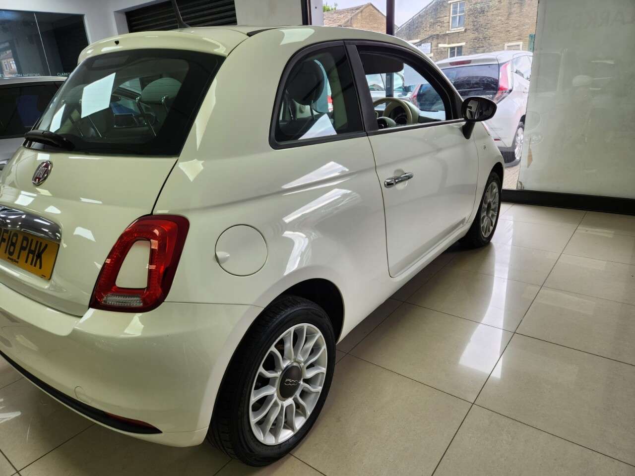 2018 FIAT 500 2018 FIAT 500