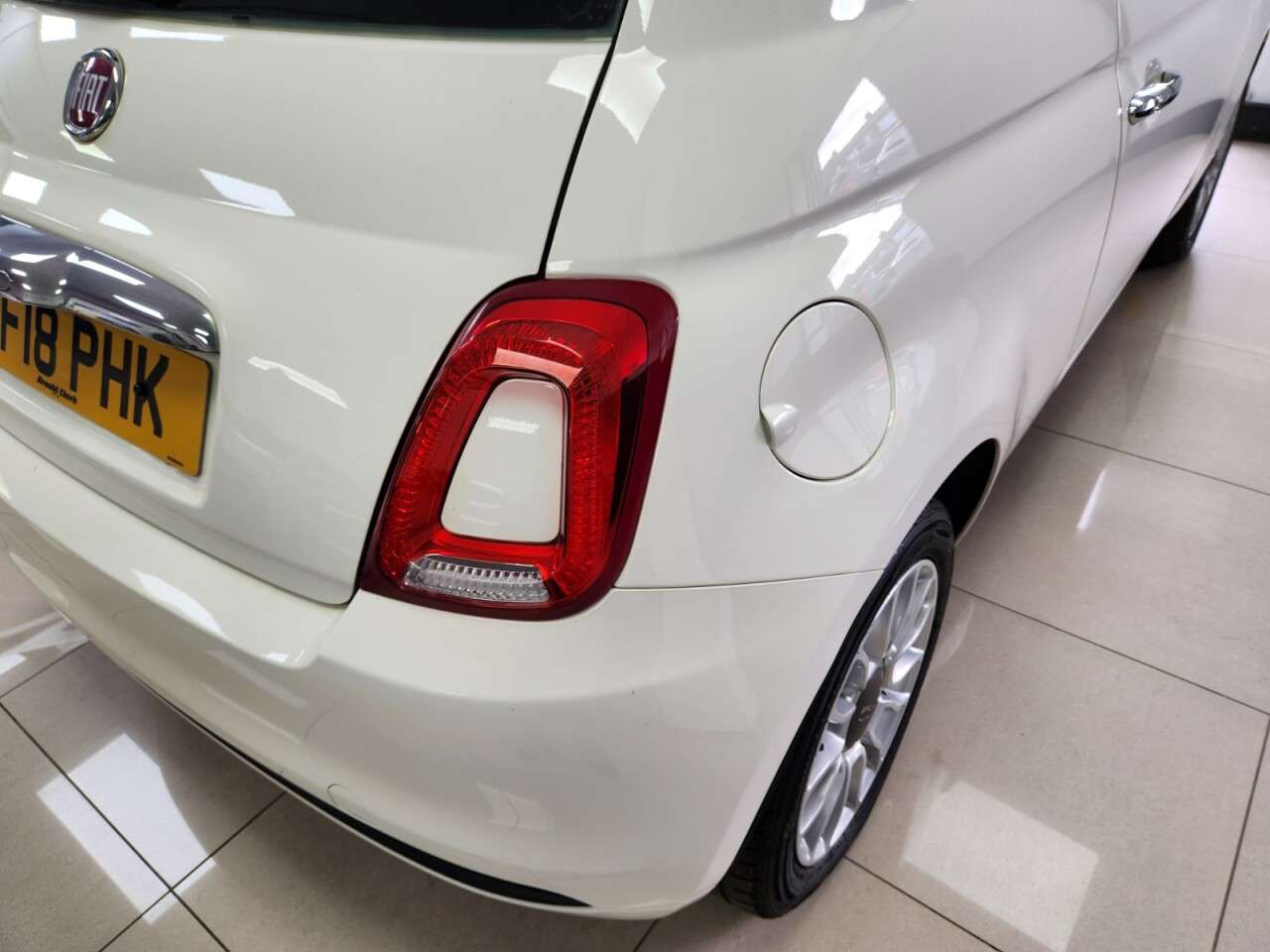 2018 FIAT 500 2018 FIAT 500