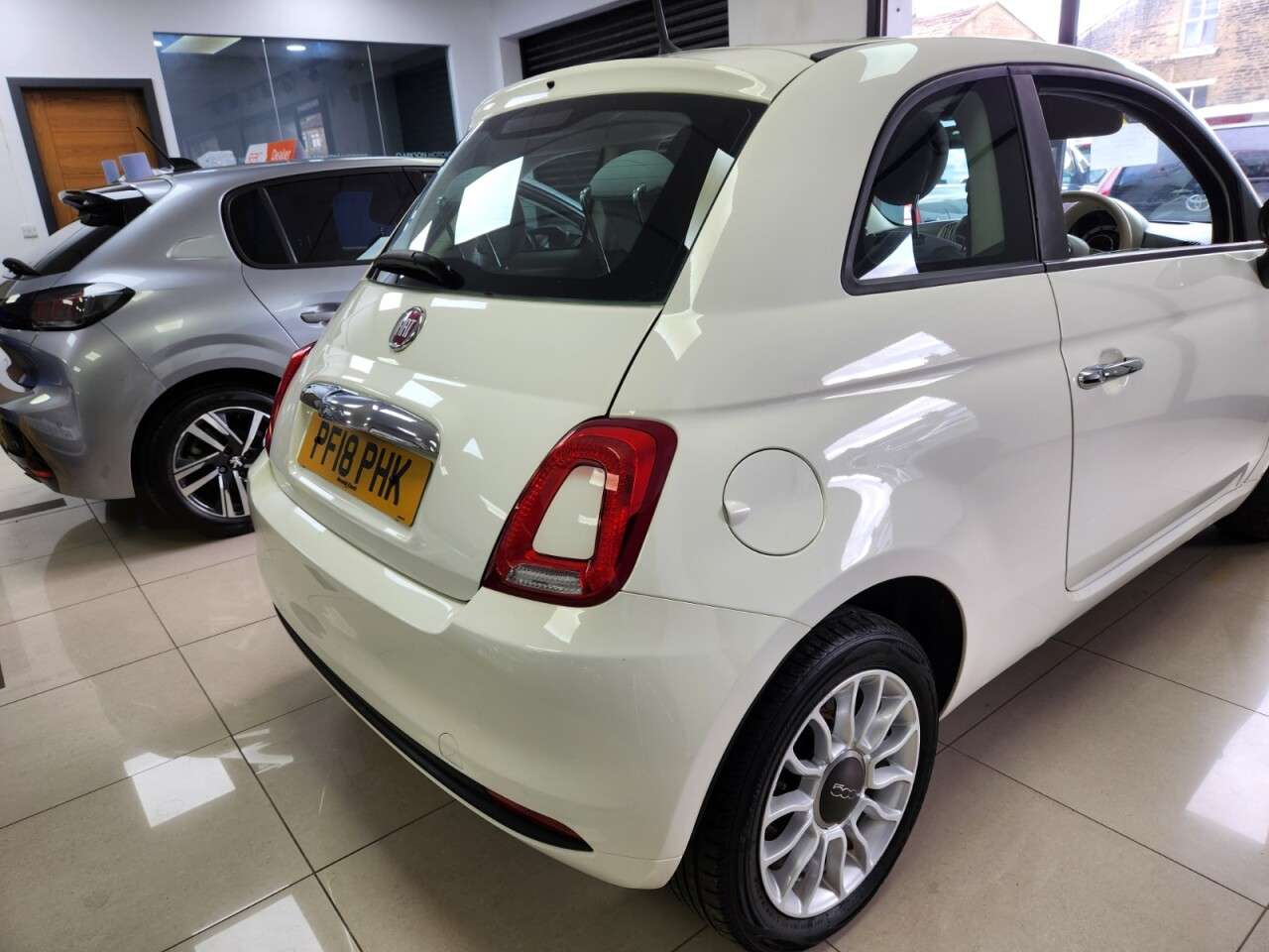 2018 FIAT 500 2018 FIAT 500