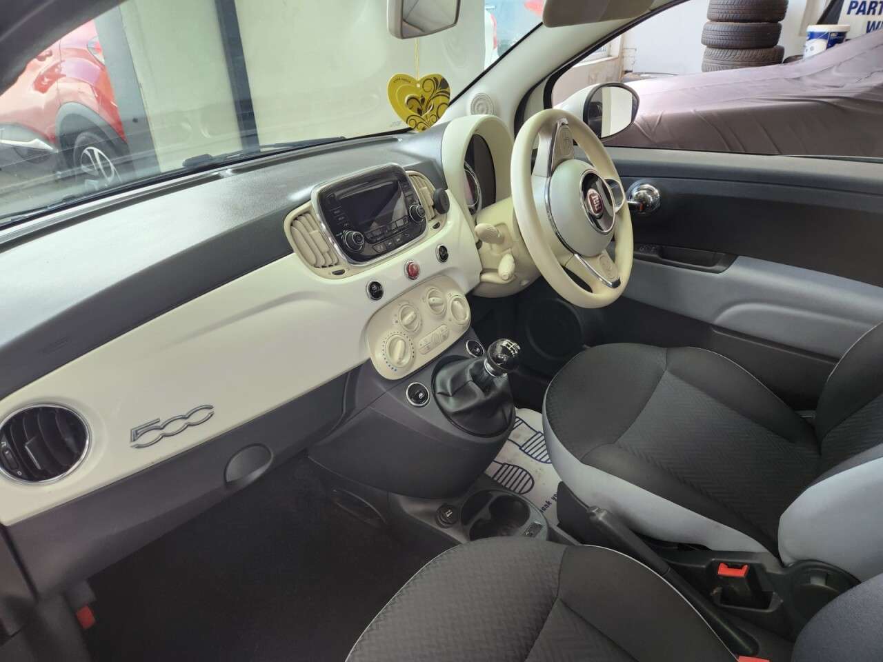 2018 FIAT 500 2018 FIAT 500