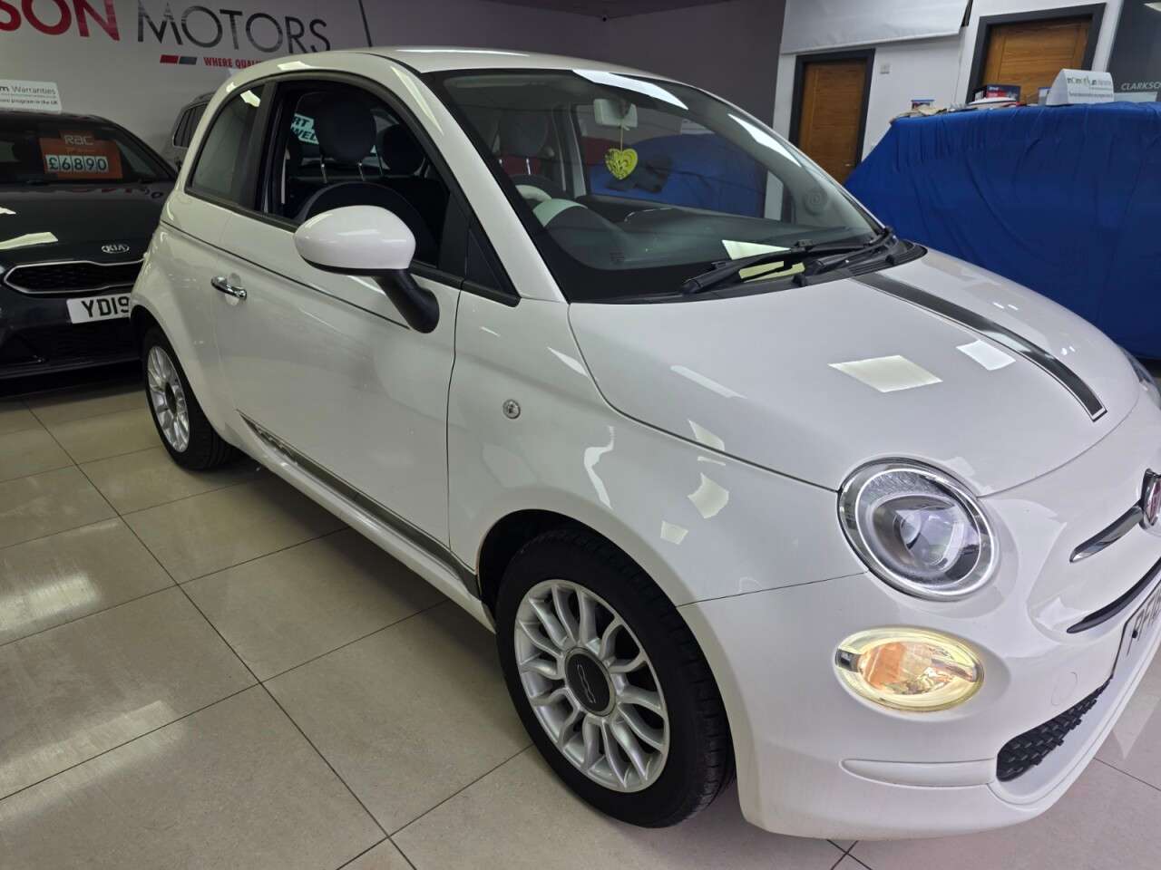 2018 FIAT 500 2018 FIAT 500