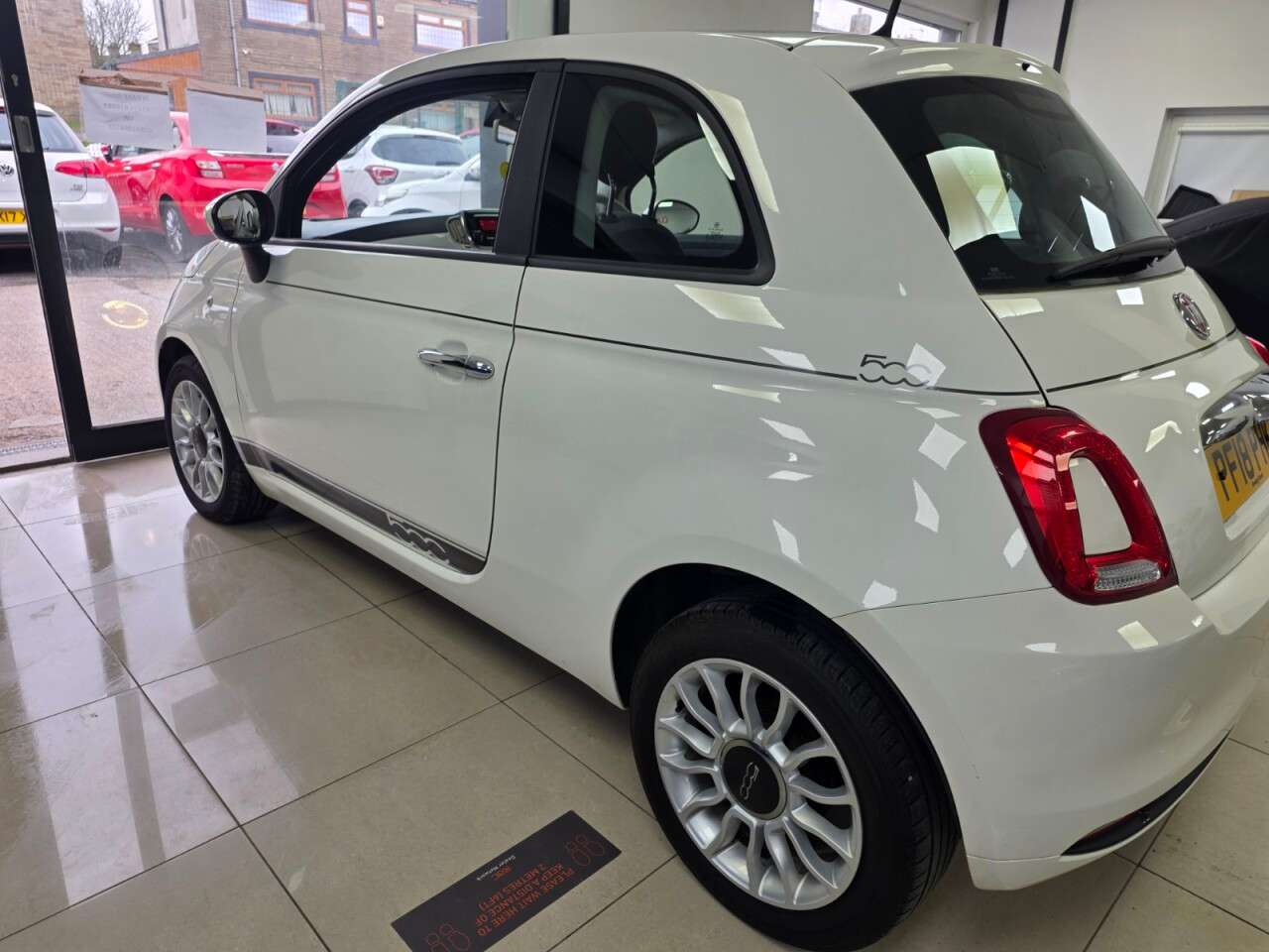 2018 FIAT 500 2018 FIAT 500