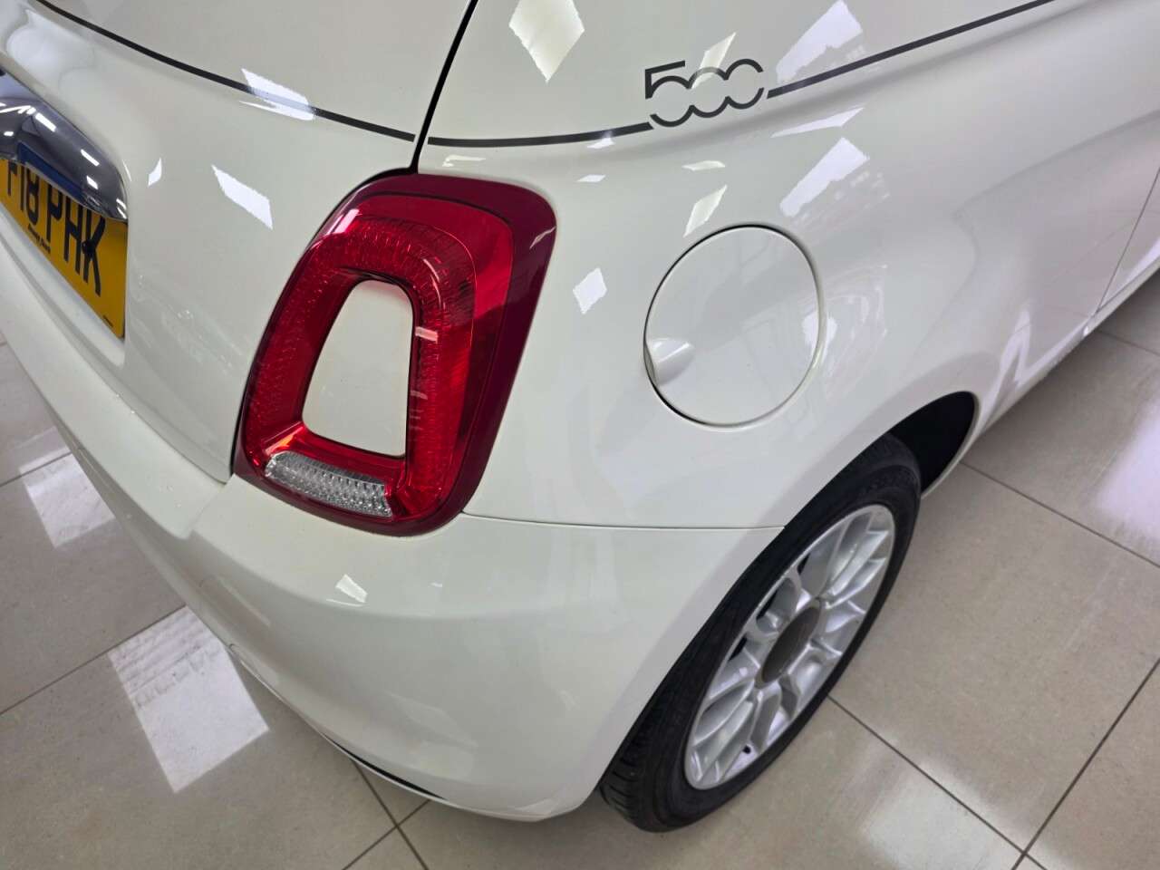 2018 FIAT 500 2018 FIAT 500