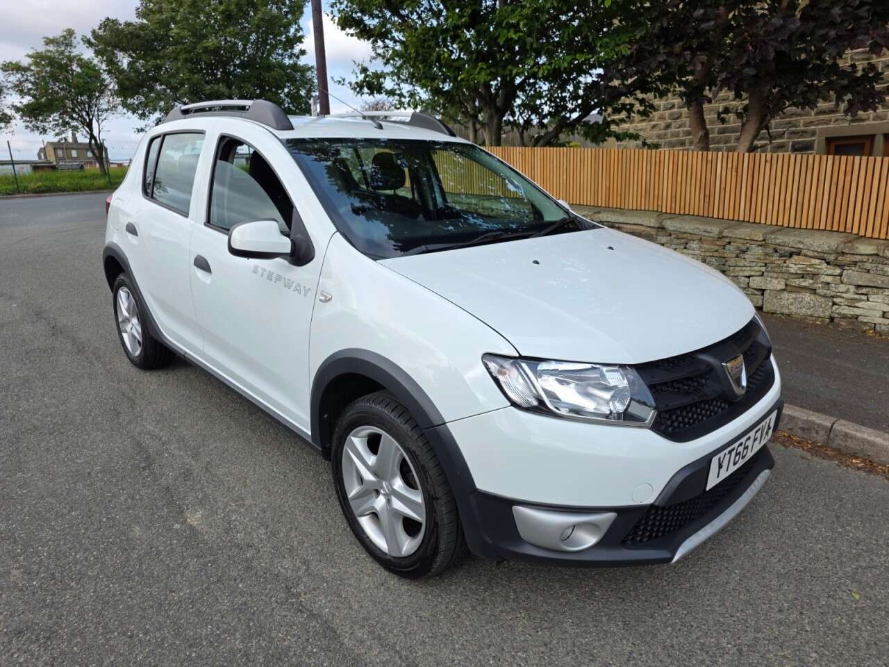 A 2016 DACIA SANDERO STEPWAY 1.5 dCi Ambiance Hatchback 5dr Diesel Manual Euro 6+SERVICE HISTORY+|£20 YE A 2016 DACIA SANDERO STEPWAY 1.5 dCi Ambiance Hatchback 5dr Diesel Manual Euro 6+SERVICE HISTORY+|£20 YE