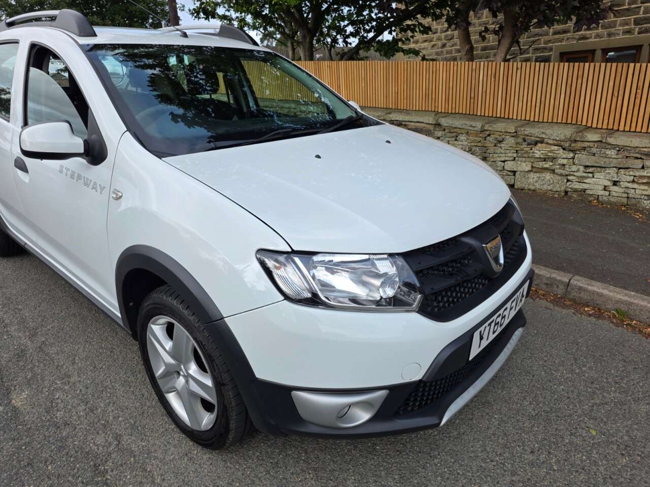 2016 DACIA SANDERO STEPWAY 2016 DACIA SANDERO STEPWAY